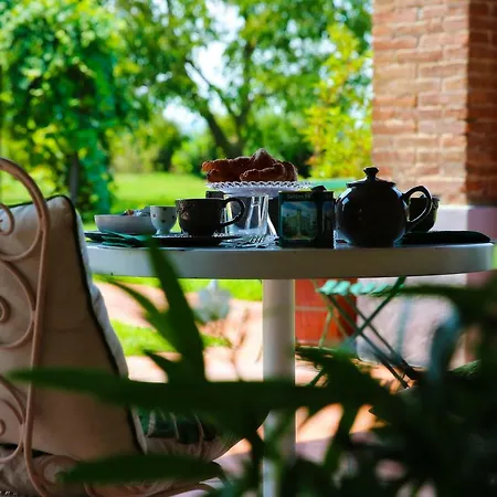 Podere Calvi-parisetti Oda ve Kahvaltı *
